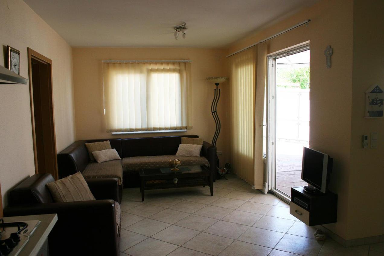 Apartman Klaudijo Apartment Baska  Luaran gambar